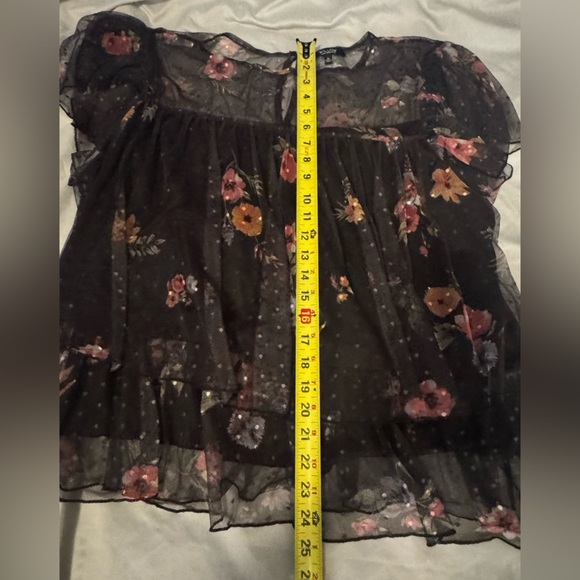 WILLOW Young Contemporary Black Floral Print Mesh Top (Size 3X) - Picture 10 of 10